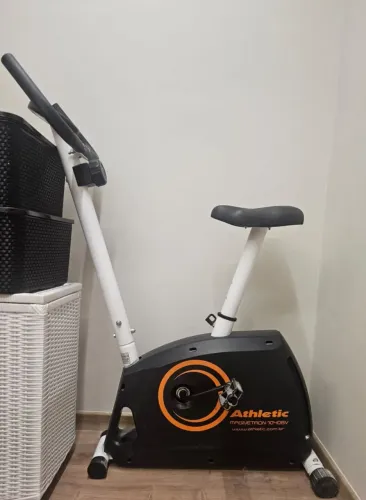 Bicicleta Ergométrica Athletic Magnetron 1040BV até 150 kg