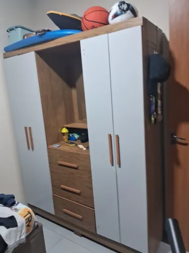 Vendo guarda roupa