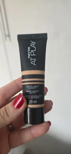 Base marykay at play light tan