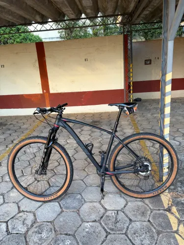 Oggi Big Wheel 7.6 - Tamanho L (56) | 12 Velocidades