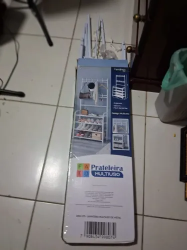 Prateleira multiuso