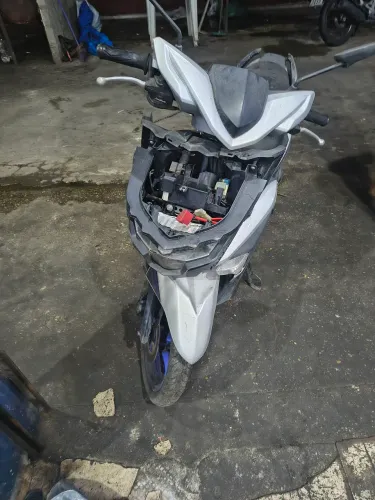 Moto Neo Yamaha urgente 2 mil