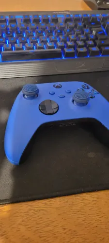 Controle Xbox Series - Azul e backplate preto