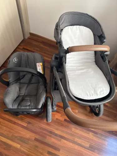 Carrinho e bebê conforto Maxi Cosi