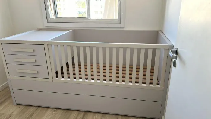Cama grow Up berço que vira bicama