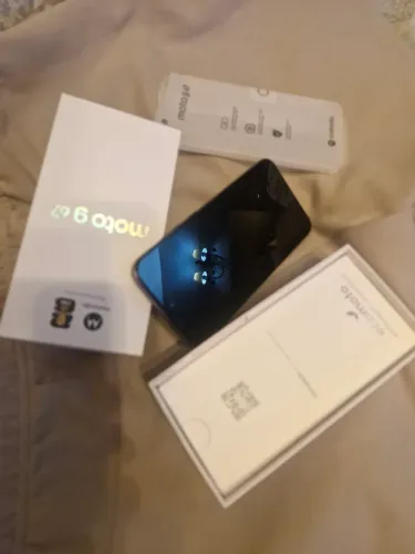 MOTOROLA G 67