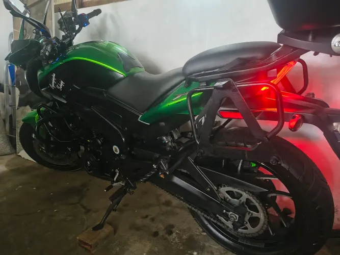 VENDA OU TROCA POR MOTO DE MENOR CILINDRADA