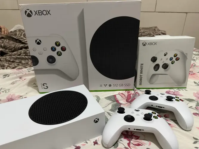 XBOX SERIES S - SEMINOVO