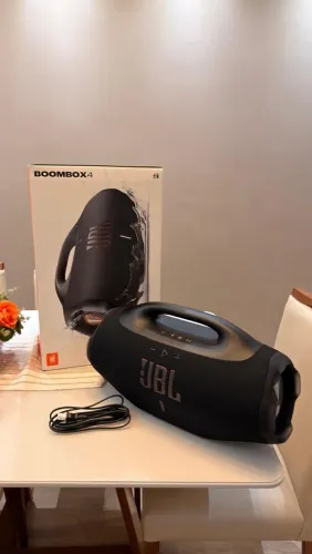 JBL Boombox 4 NOVA