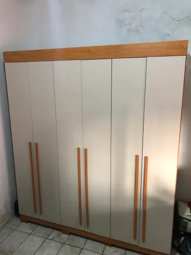Vendo guarda roupa novo