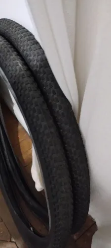 Pneu bicicleta