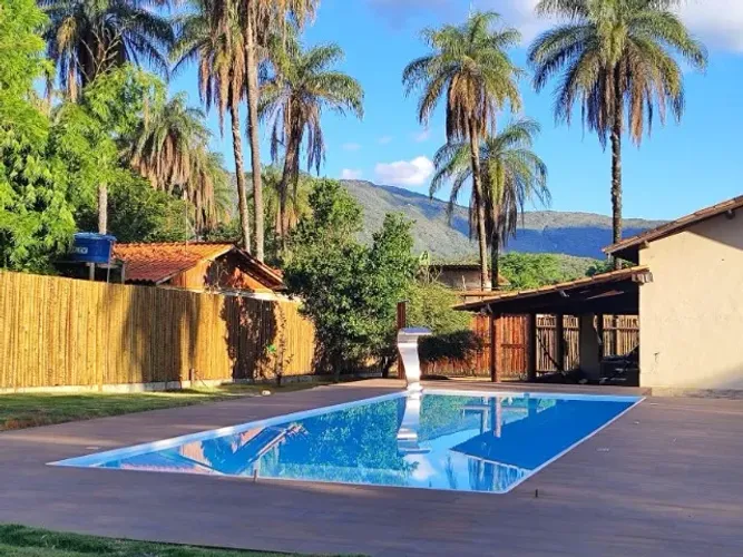 Casa com Piscina na regiao da Serra do Cipo com terreno de 1.000m²