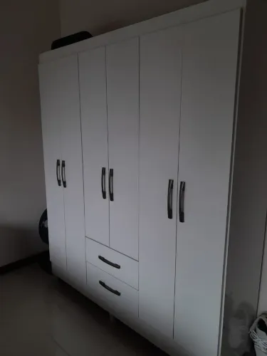 Roupeiro de solteiro