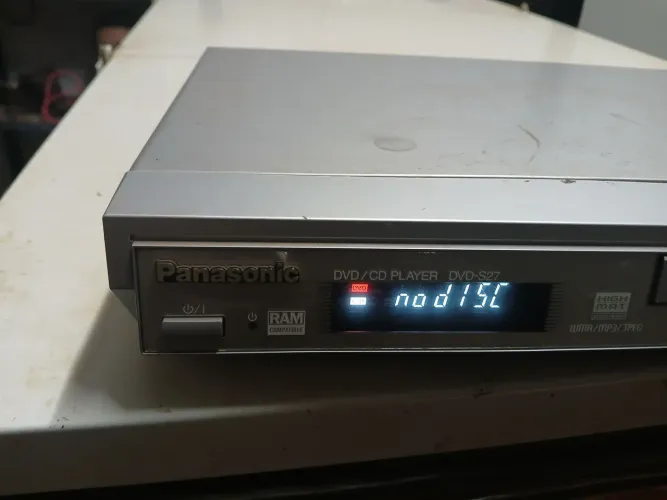 VENDO DVD PANASONIC EM ÓTIMA CONDIÇÕES DE USO