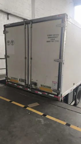 Baú refrigerado padrão Sadia