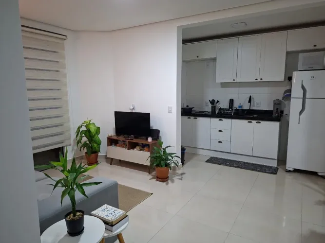 APARTAMENTO À VENDA INGLESES
