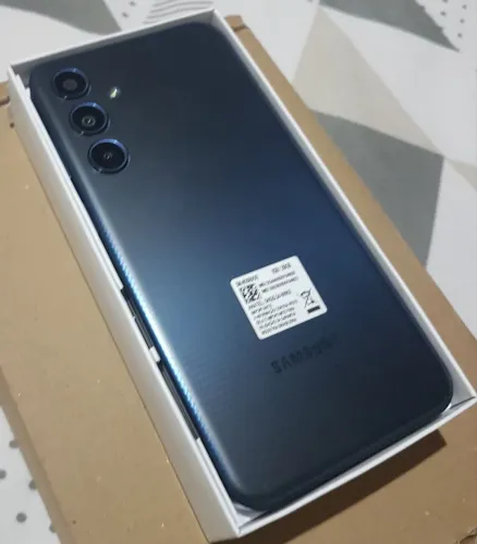 Celular novo,numca usado!
