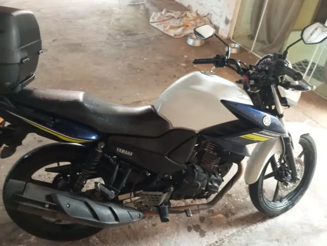 Moto Fazer 150