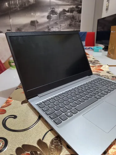 Notebook Lenovo IdeaPad 3 15IGL05 