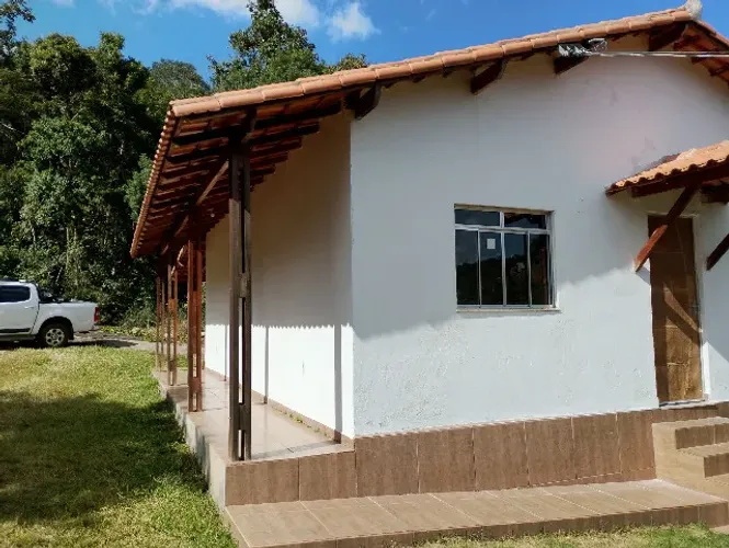Sítio com casa nova  só R$ 219,900 com 5000 m2 Torreões, Juiz de Fora, MG.