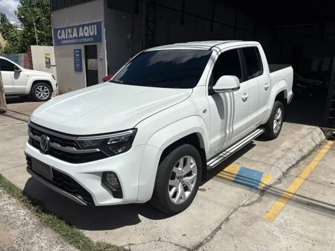 Volkswagen Amarok Highline CD 3.0 4X4 TB Dies. Aut. 2025