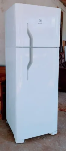 Geladeira duplex Eletrolux 220vts