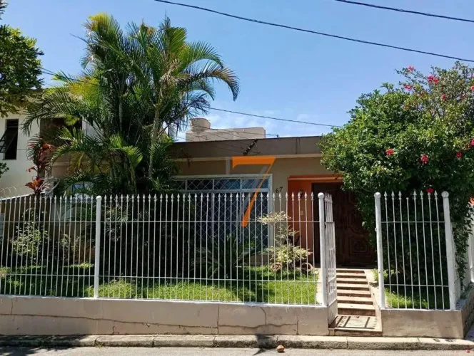 Casa com 6 dormitórios à venda, 245 m² por R$ 890.000,00 - Capoeiras - Florianópolis/SC