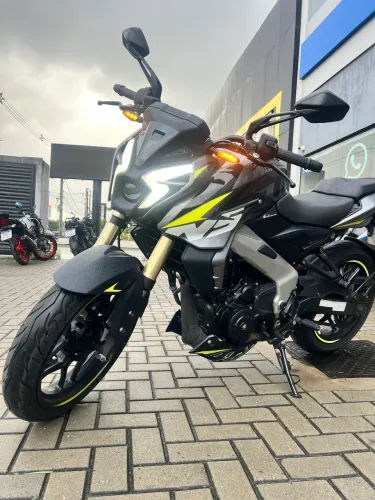 Ns400Z 2026 apenas 2.450 KM Moto na garantia ACEITO PROPOSTA DE TROCA