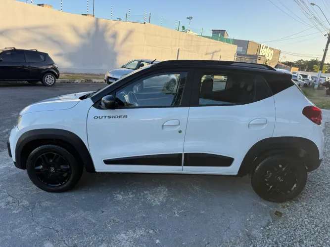 Renault Kwid Outsider 1.0 Flex 12V 5P Mec. 2020