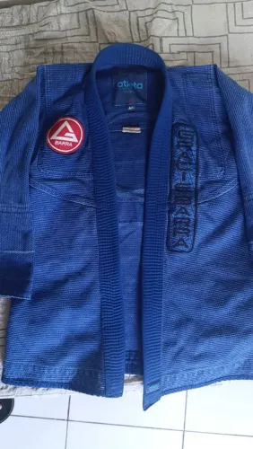 Vende-se kimono jiu-jitsu<br>,RACIE BARRACO
