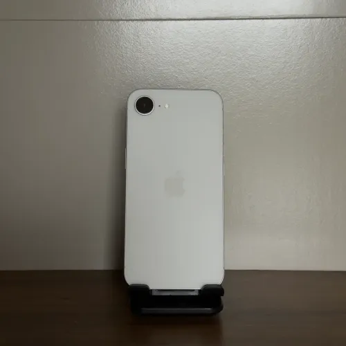 iPhone 16E