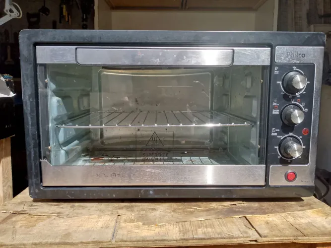 Forno elétrico Philco 42L.
