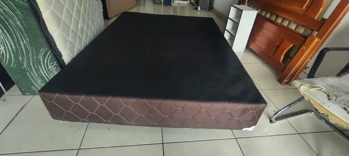 Base de Cama Semi-Nova (Faço Entrega)