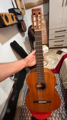Violão Strinberg novo lindíssimo acabamento baixo relevo elétrico e acústico de nylon