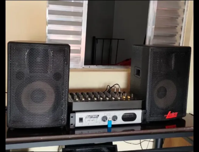 SOM COMPLETO E DE ALTA QUALIDADE À VENDA!