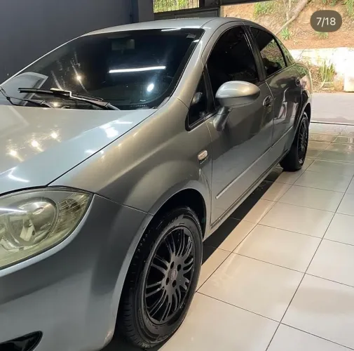Fiat Linea 1.9/ HLX 1.9/1.8 Flex Dualogic 4P 2011