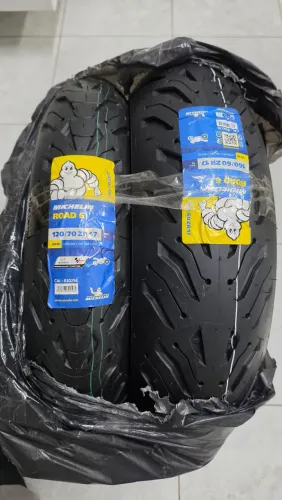 Kit Pneu Moto Michelin Road 6 120/70 Zr17 + 160/60 Zr17 58w 