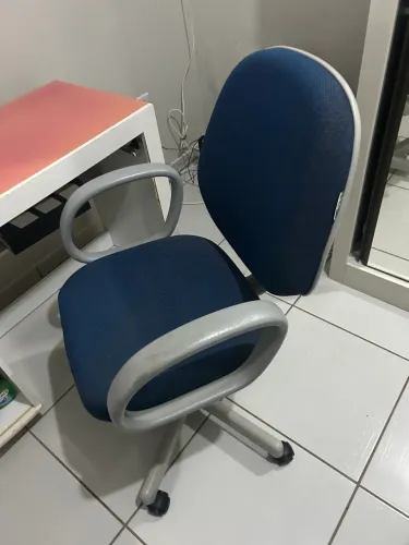 Vendo cadeira