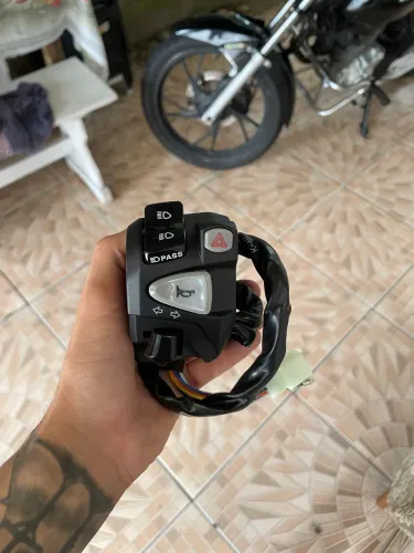 Vende-se punho da cb500 pra 160 em novo estado na caixa 