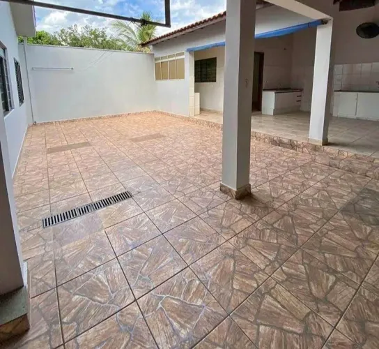 - casinha padrão a venda no centro de linhares