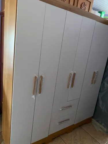 Guarda roupa 6 portas novo 