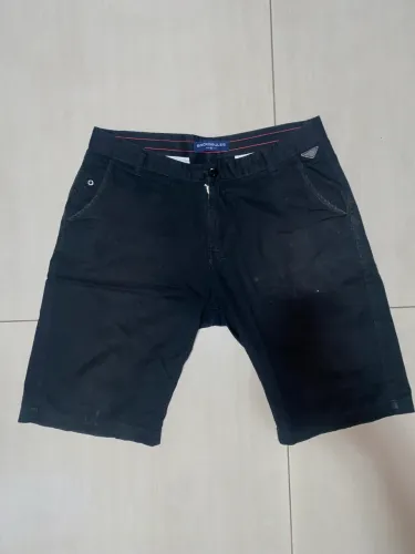 Bermuda de sarja 