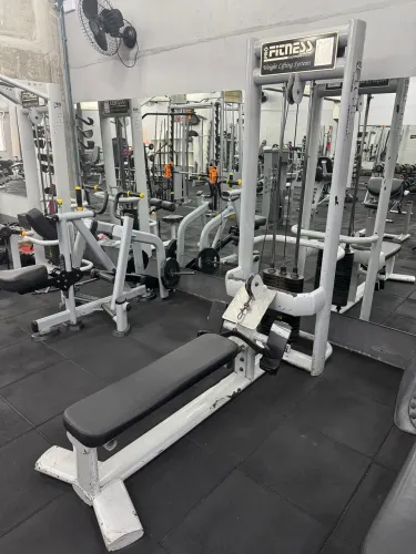 Vendo Remada Sentada