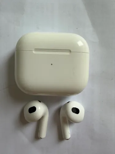 AirPods 3a geração original usado