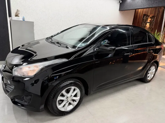Hyundai HB20S C.plus/c.style 1.6 Flex 16V Mec.4p 2014