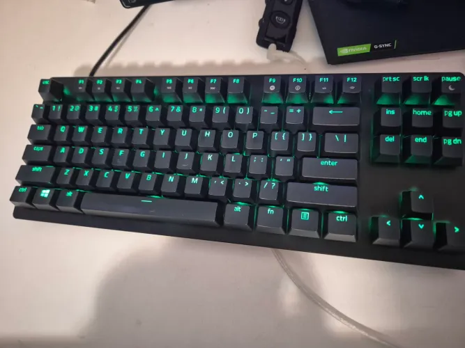 teclado razer hustman tkl óptico 