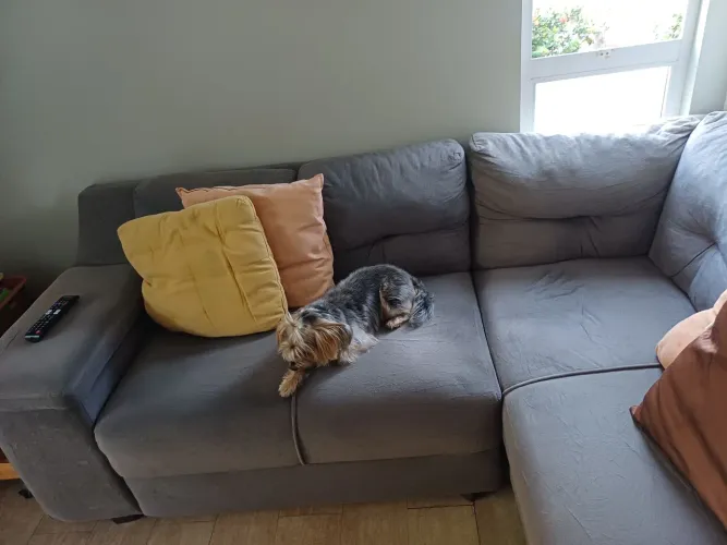 Vendo sofá de canto 5 lugares.