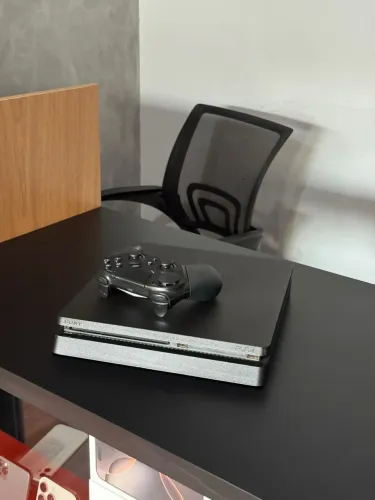 Ps4 slim 1TB, com limpeza e troca de pasta térmica