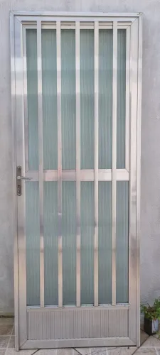 Porta em Alumínio