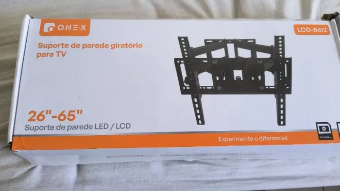Suporte de TV articulado até 65" e 50kg